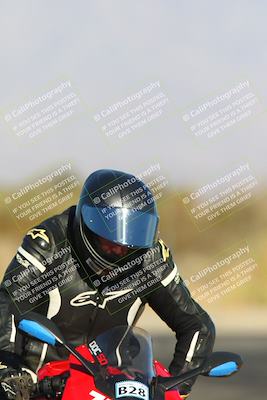 media/Dec-05-2024-Racers Edge (Thu) [[e102e0690b]]/3-B Group/Session 4 Turn 2/